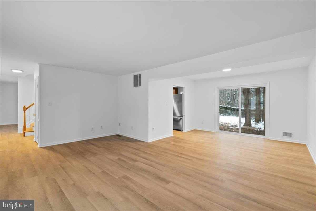 8608 Greeley Boulevard - Photo 5 of 34