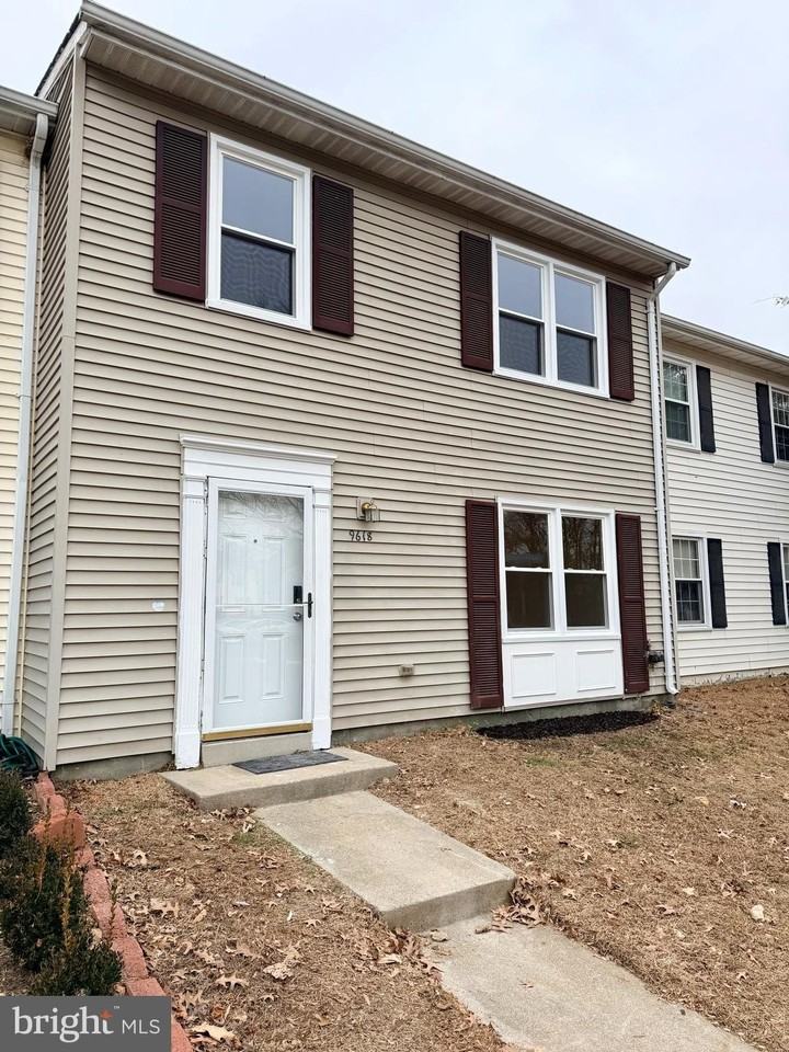 9618 Inverary Court - Photo 2 of 25