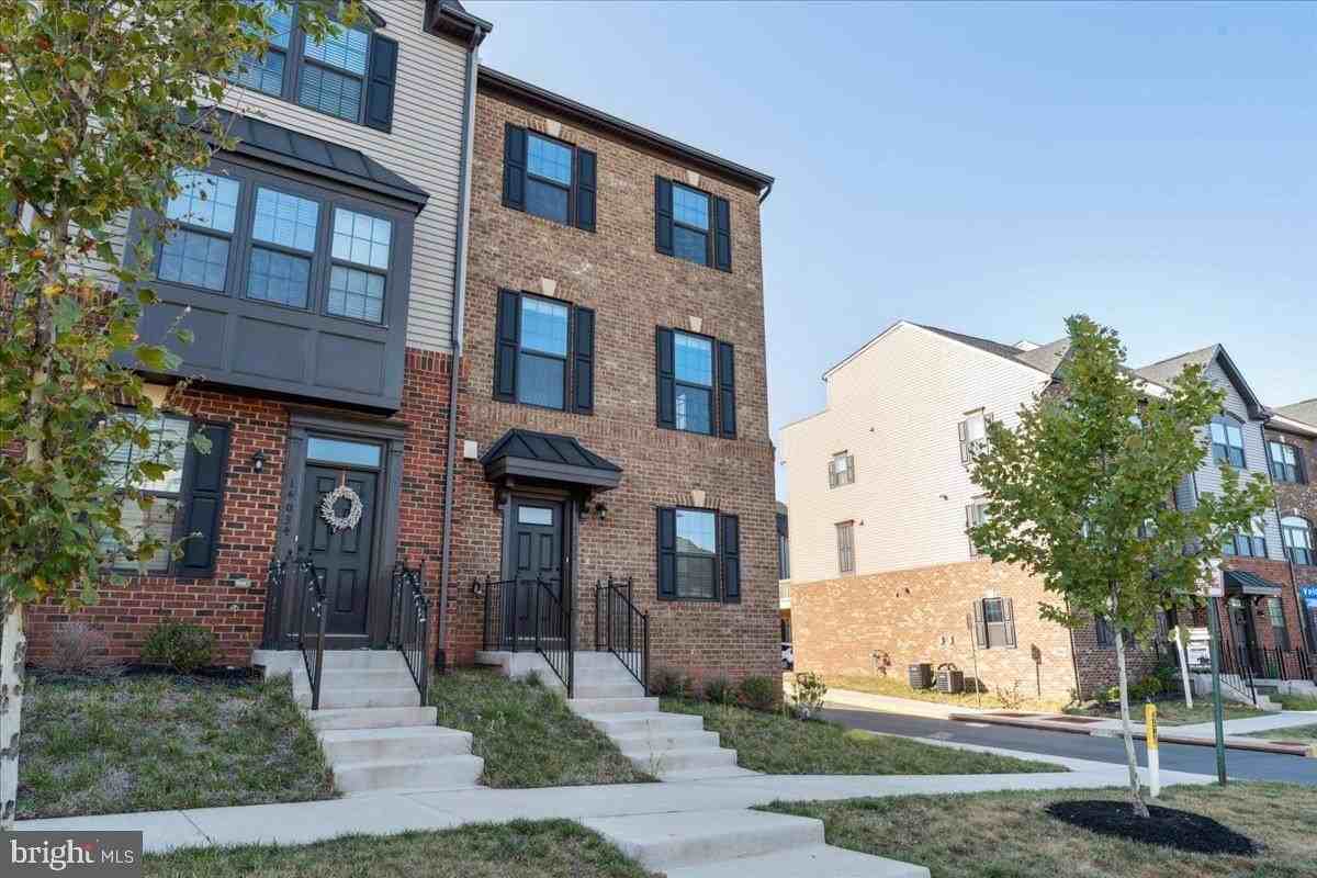 14032 Sunrise Valley Dr