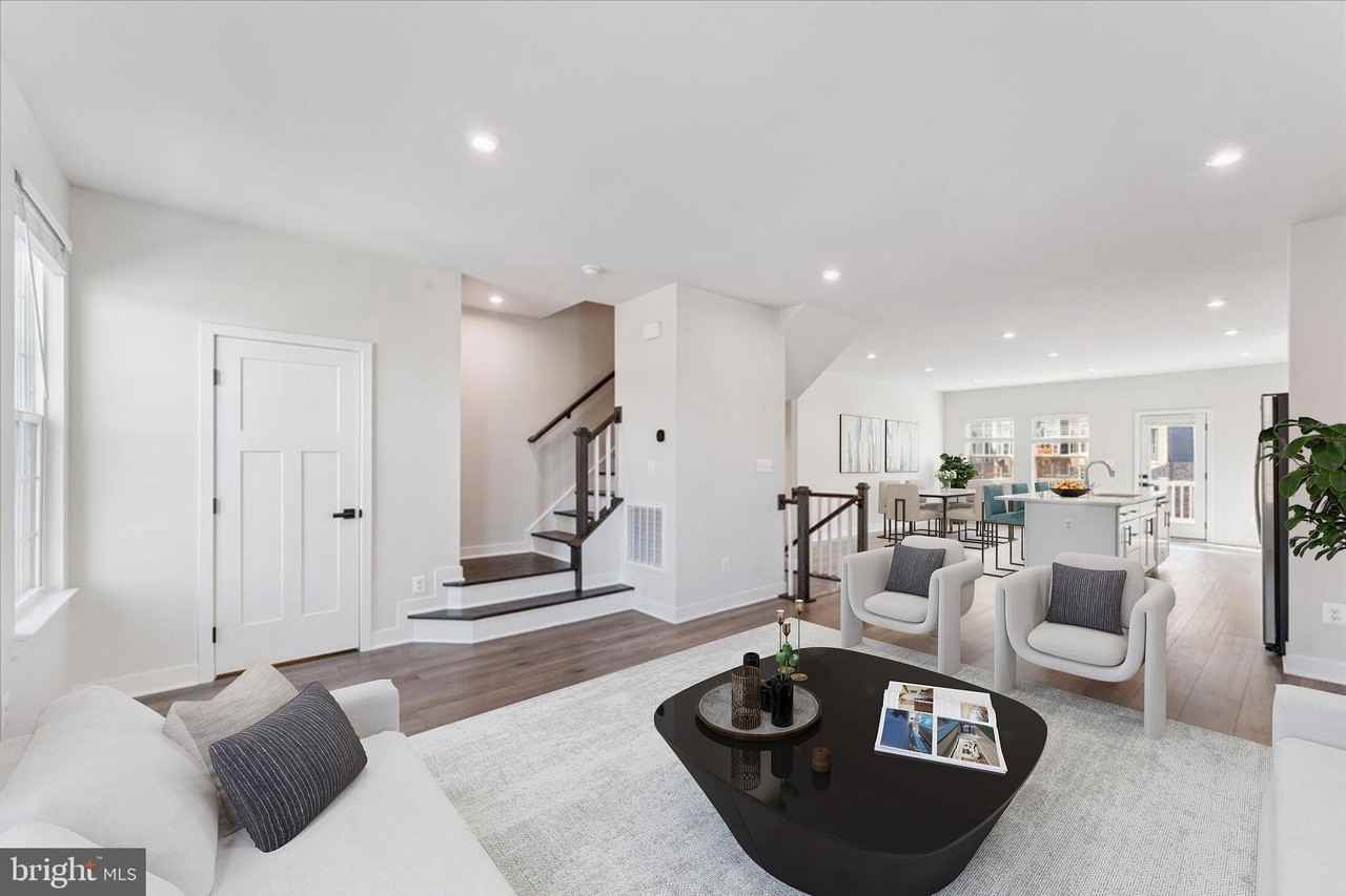 14032 Sunrise Valley Dr - Photo 5 of 49