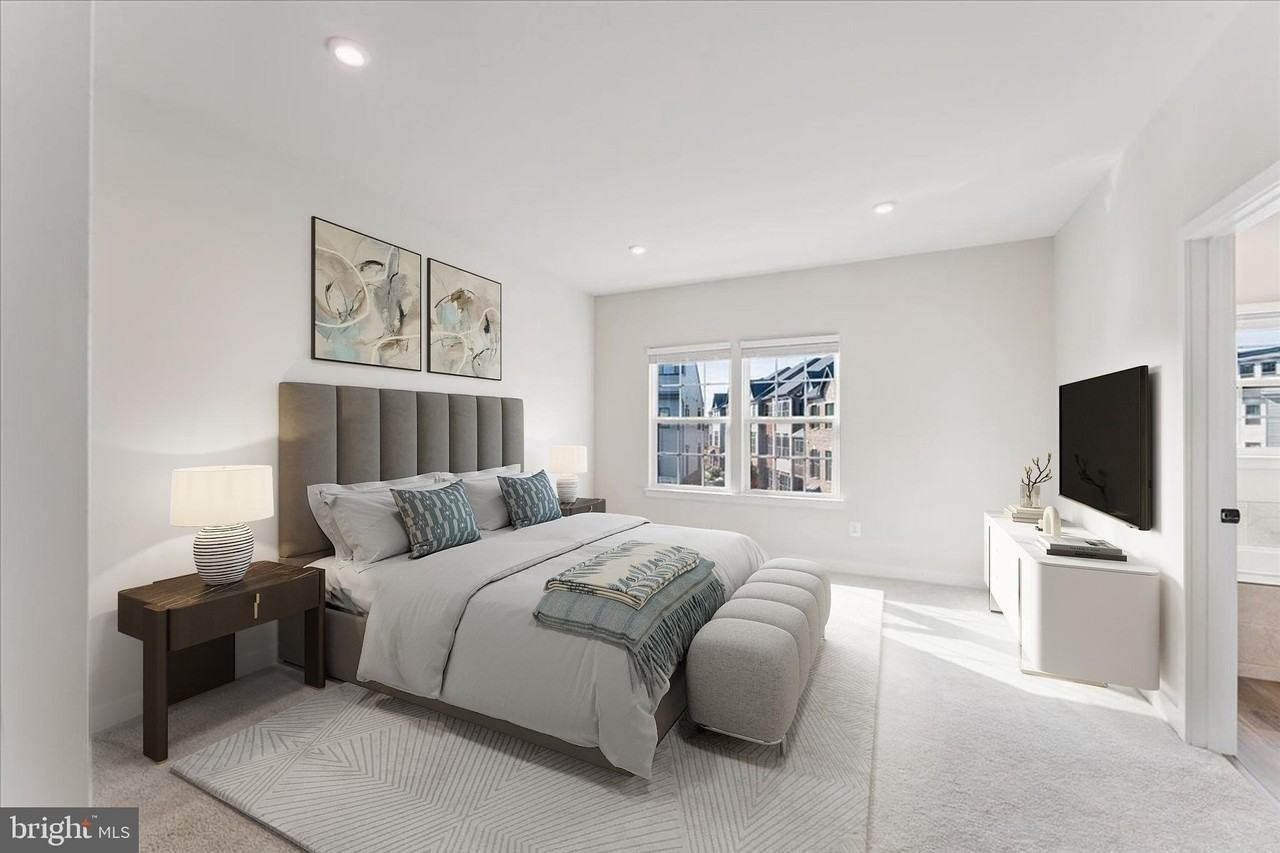 14032 Sunrise Valley Dr - Photo 6 of 49