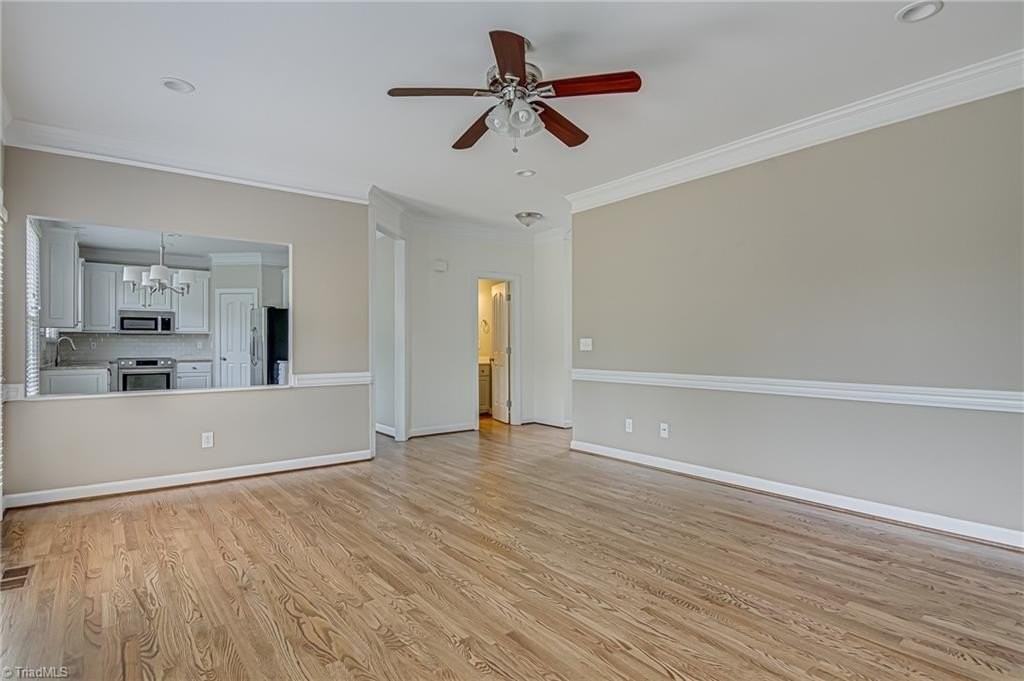 500 Fieldstone Ct - Photo 5 of 33