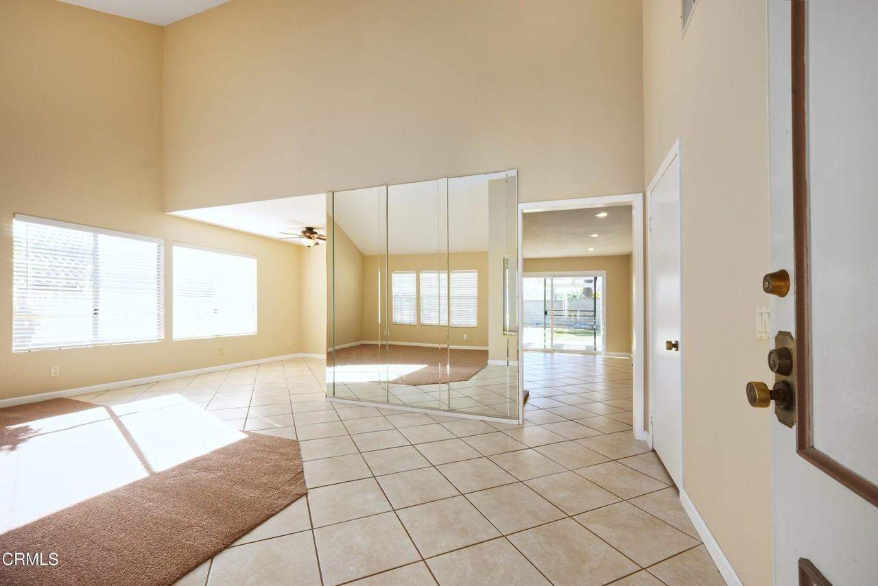 1821 Old Ranch Rd - Photo 2 of 19