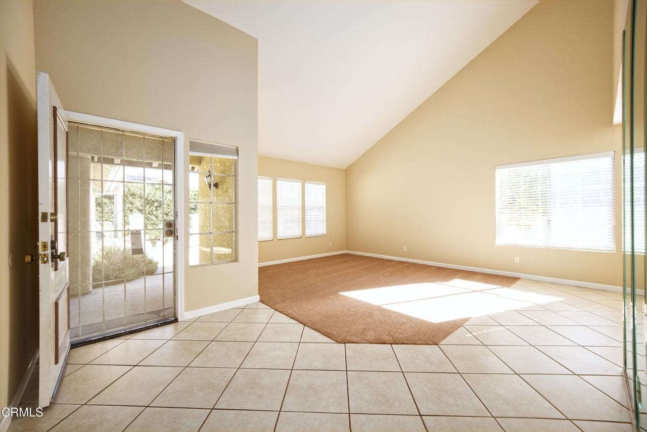 1821 Old Ranch Rd - Photo 3 of 19