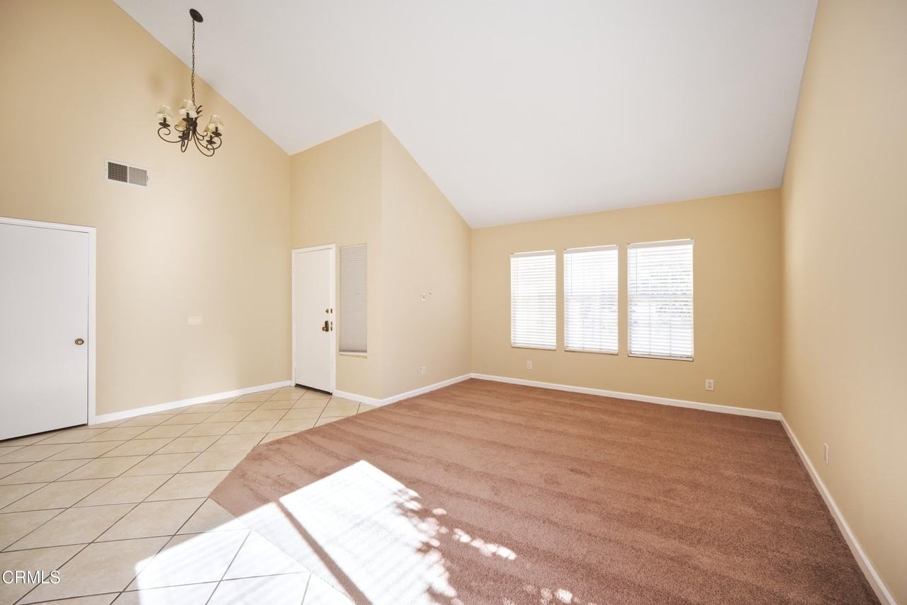 1821 Old Ranch Rd - Photo 4 of 19