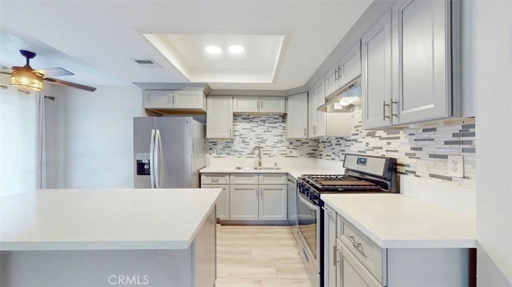 872 West Sierra Madre Avenue - Photo 4 of 14