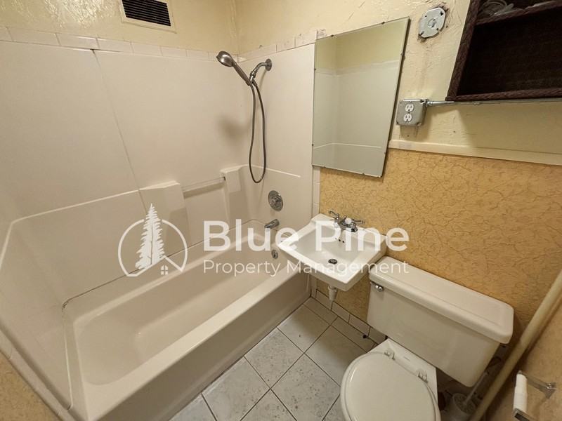 157 East Elva Street #1 - Photo 4 of 5