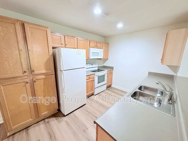 201 Harts Cove Way #1 - Photo 5 of 17