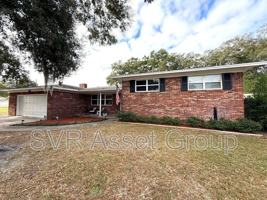 featured image of 1272 Arlingwood Avenue