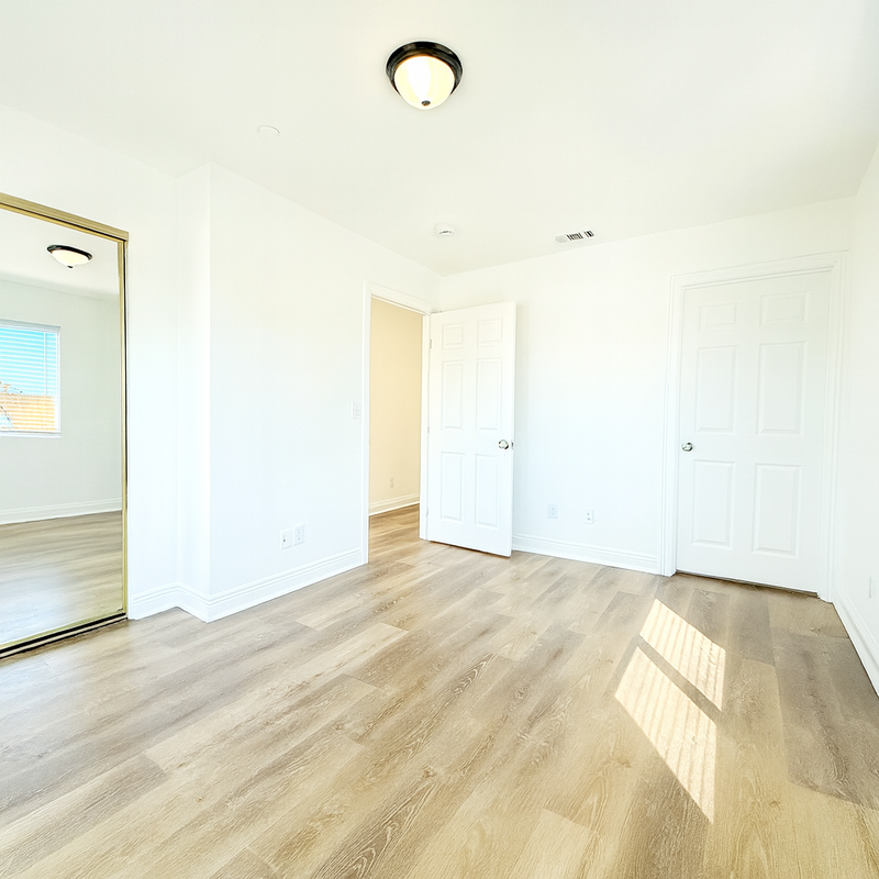 631 E 78th St - Photo 6 of 12