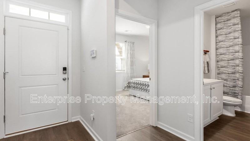 230 Kipling Dr - Photo 2 of 19