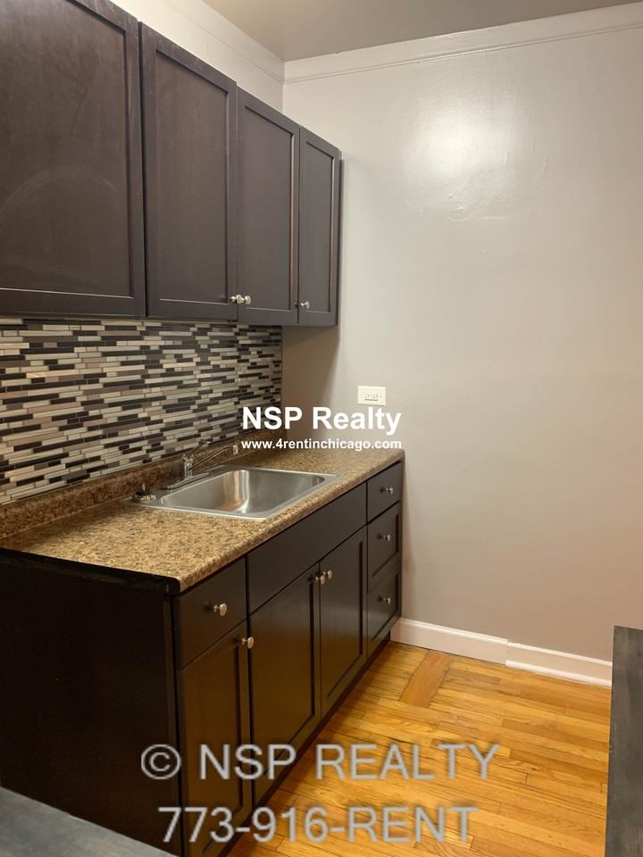 5670 N Ridge Ave #2B - Photo 5 of 5