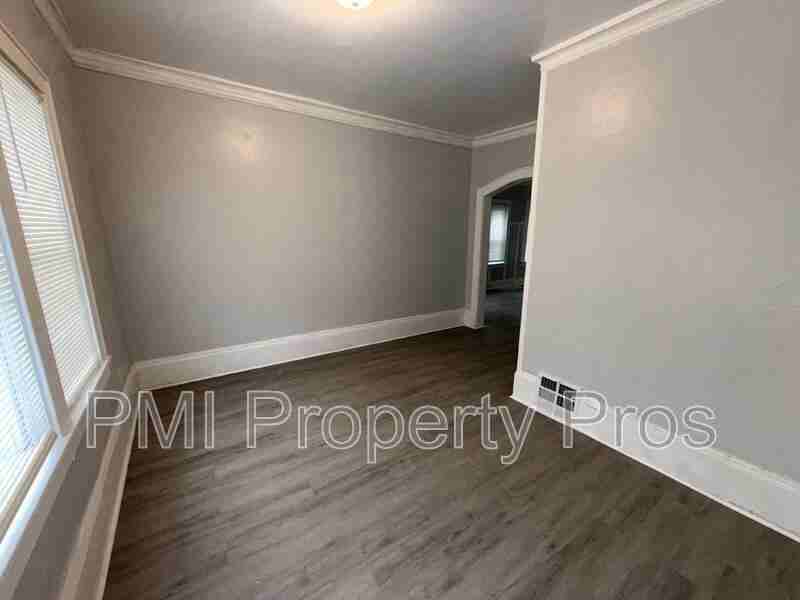 2361 N 12th St - Photo 3 of 17