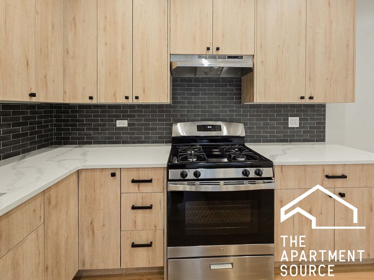 2257 West Argyle Street #3