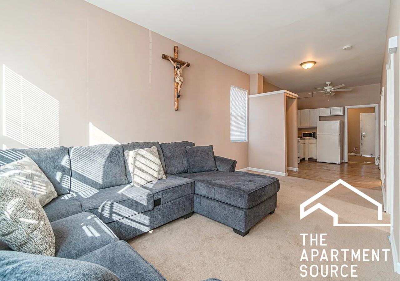 1144 West 68th Street #1 - Photo 4 of 14