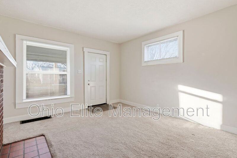 500 N Champion Ave - Photo 7 of 29