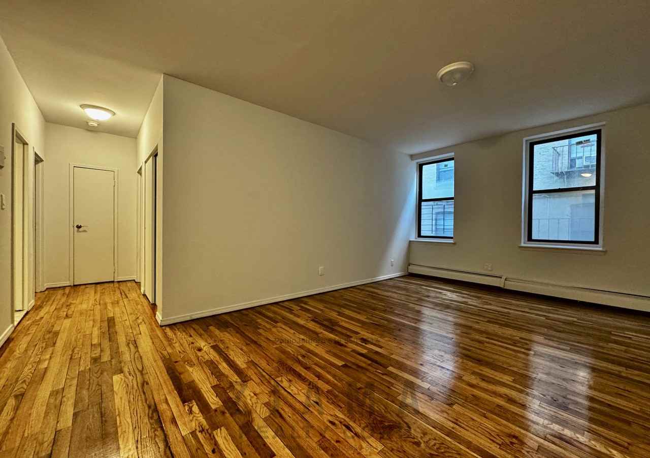 5 Saint Pauls Place #1D