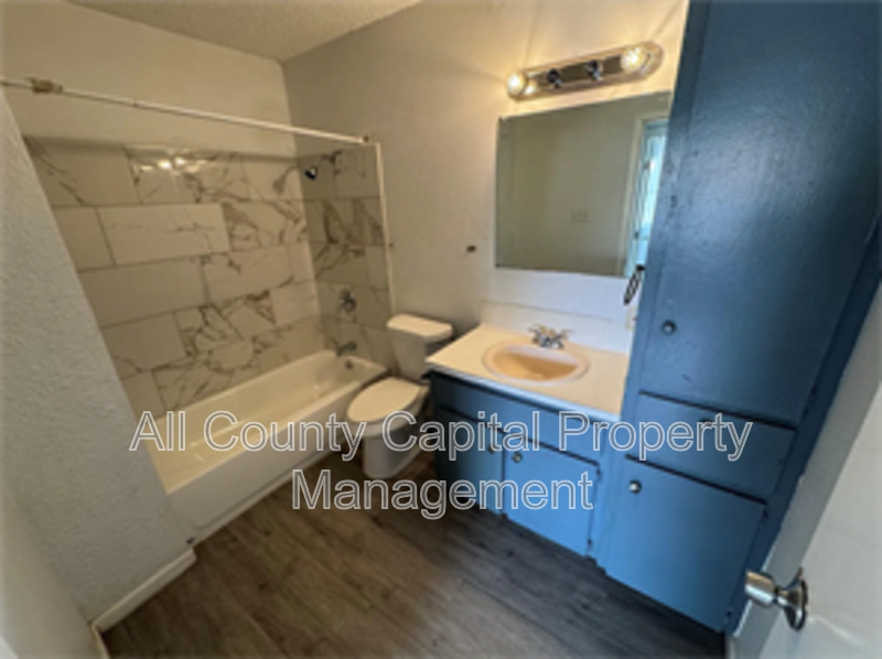 2904 Sweeney Ln - Photo 7 of 8