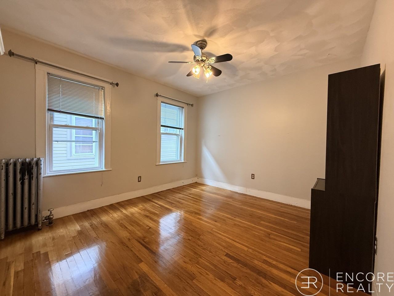 723 Bennington St #1 - Photo 6 of 15