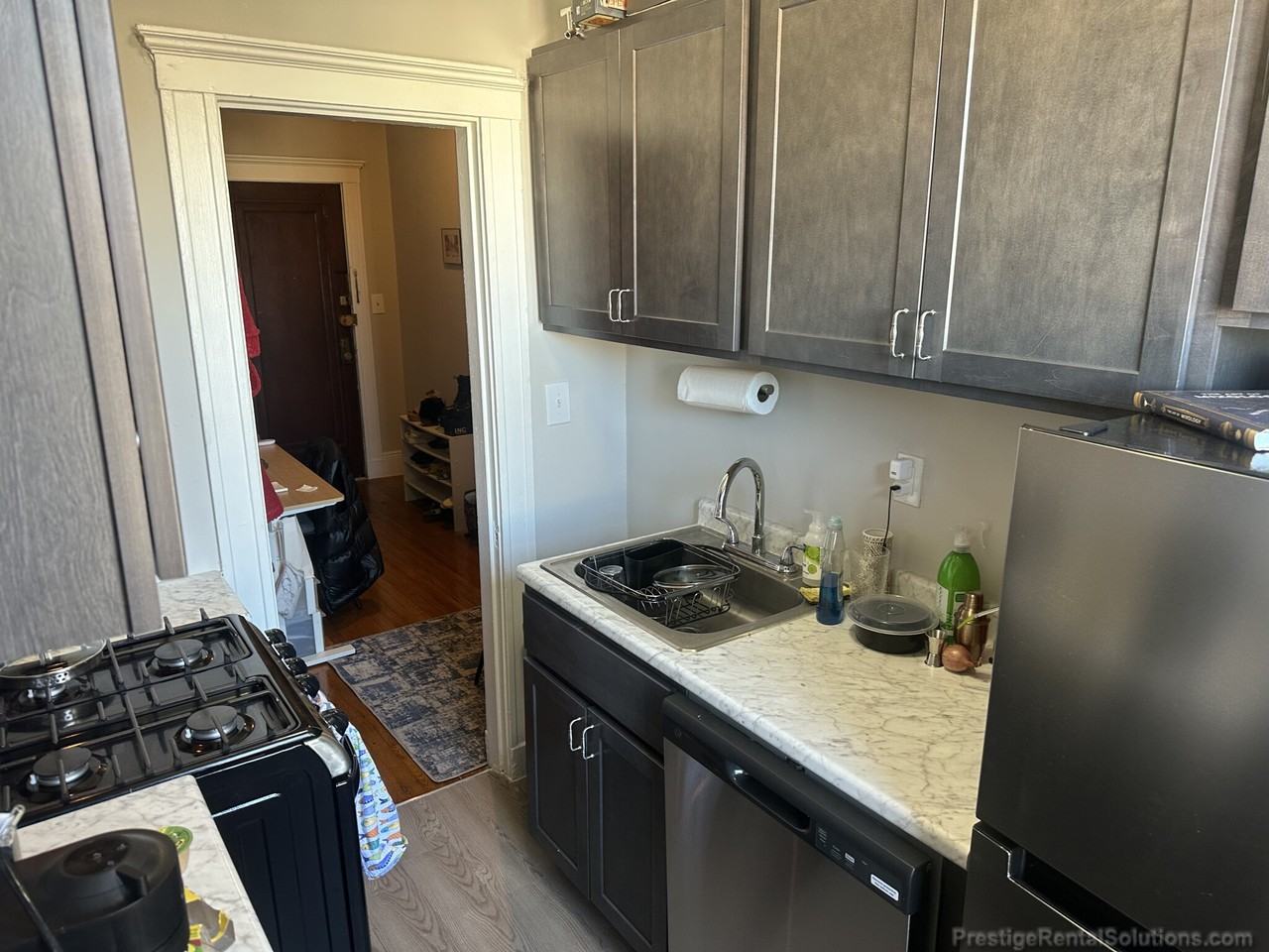 Woodstock Ave #12 - Photo 2 of 12