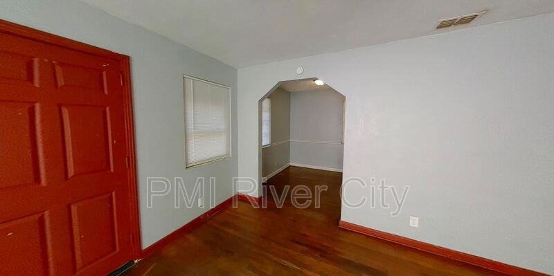 5223 Polan Ln - Photo 5 of 19