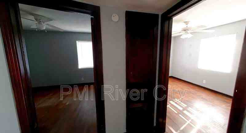 5223 Polan Ln - Photo 7 of 19