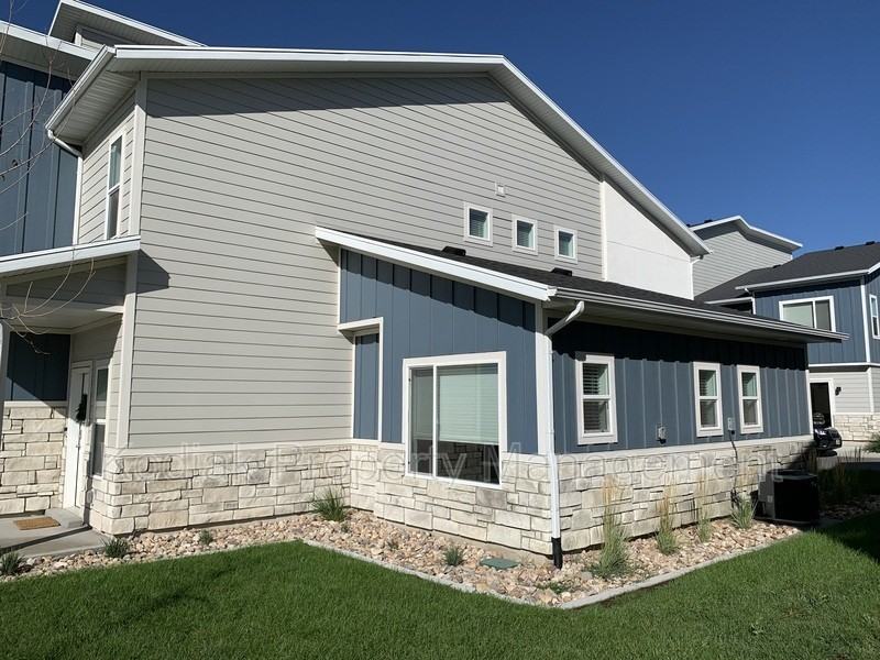 1088 Nw - Photo 4 of 22