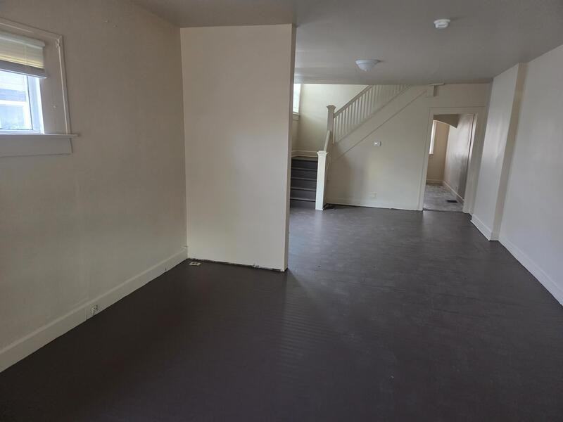 927 N Dequincy St - Photo 2 of 9