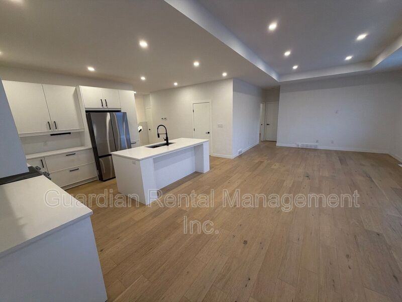 2980 King George Park Dr - Photo 3 of 23