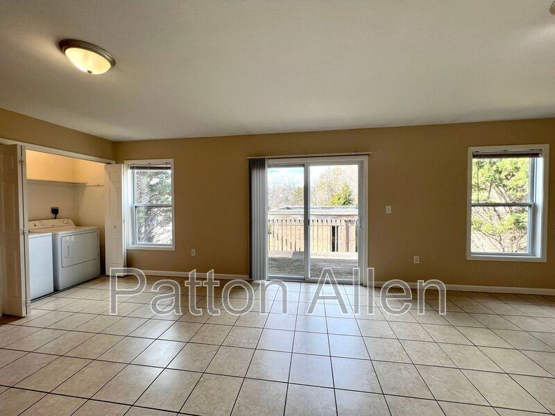 4 Zell Lane #C - Photo 3 of 16