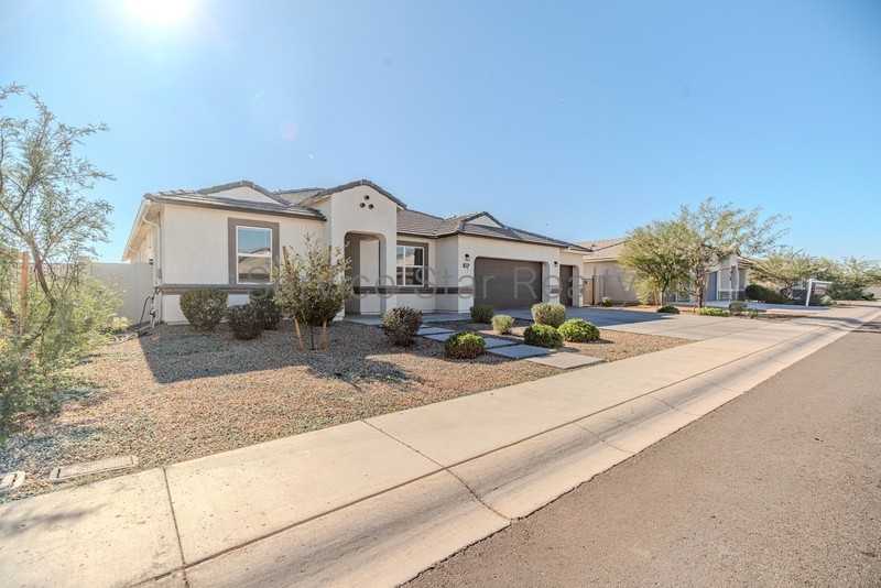 1025 W Castle Ct - Photo 3 of 32