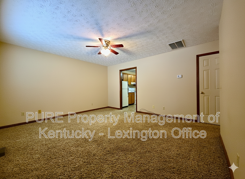 366 Bonny Lynn Drive - Photo 2 of 19