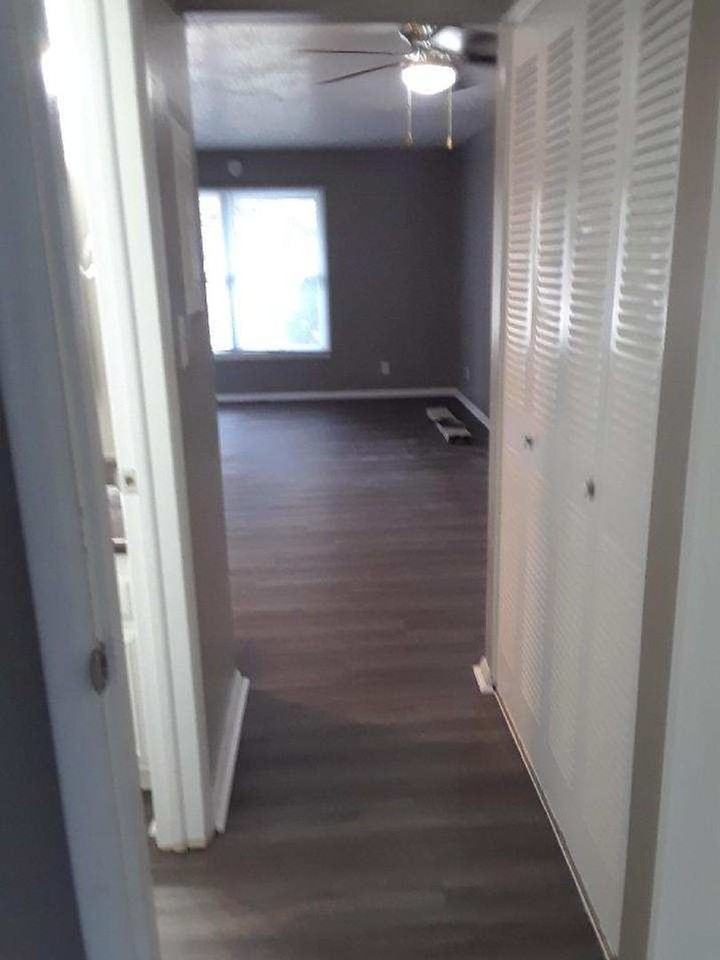 114 Nottingham Way - Photo 2 of 8