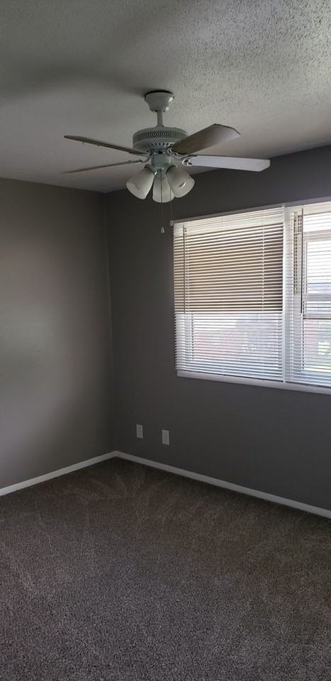 504 Yorktown Road - Photo 2 of 6