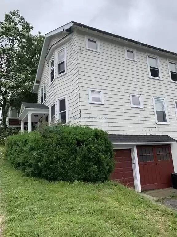 28 Tip Top Street #1 - Photo 5 of 13