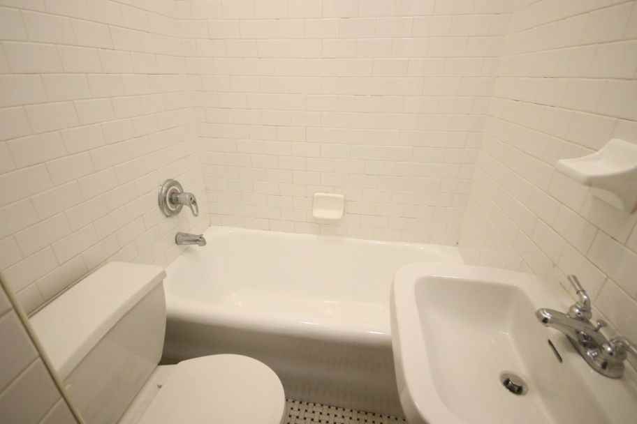 Mercer St & Waverly Pl ##12D - Photo 4 of 4