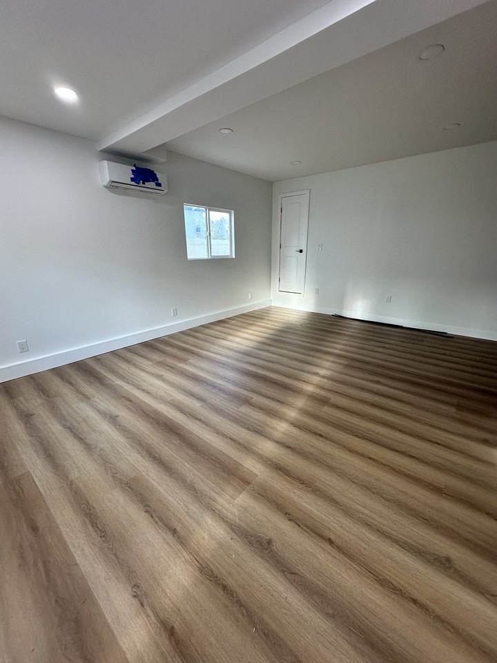 5387 Brockbank Place - Photo 6 of 7