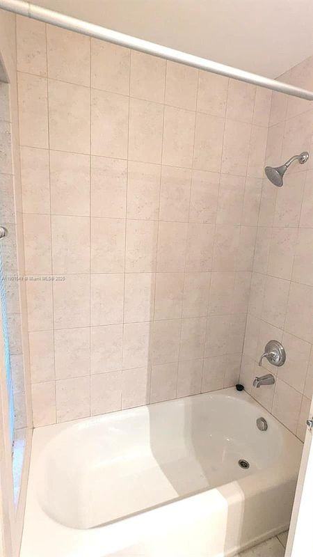 10140 Torchwood Ave - Photo 7 of 12