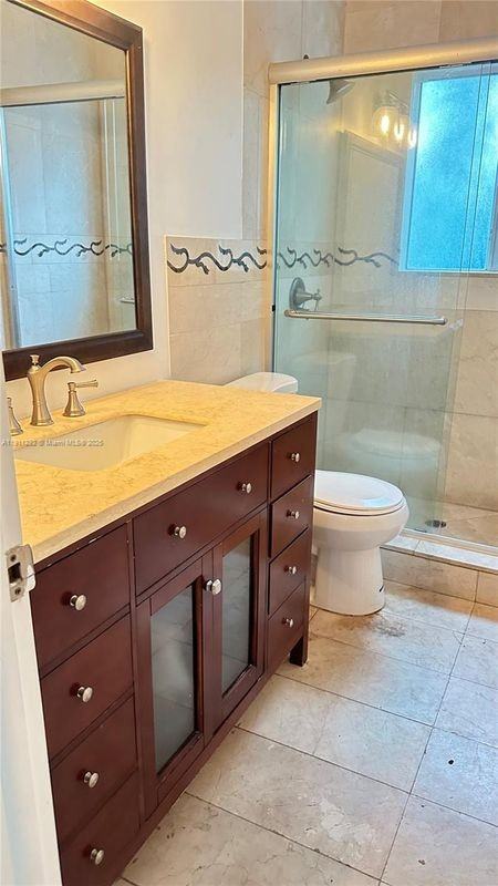 4460 Ne 13th Ter - Photo 5 of 16