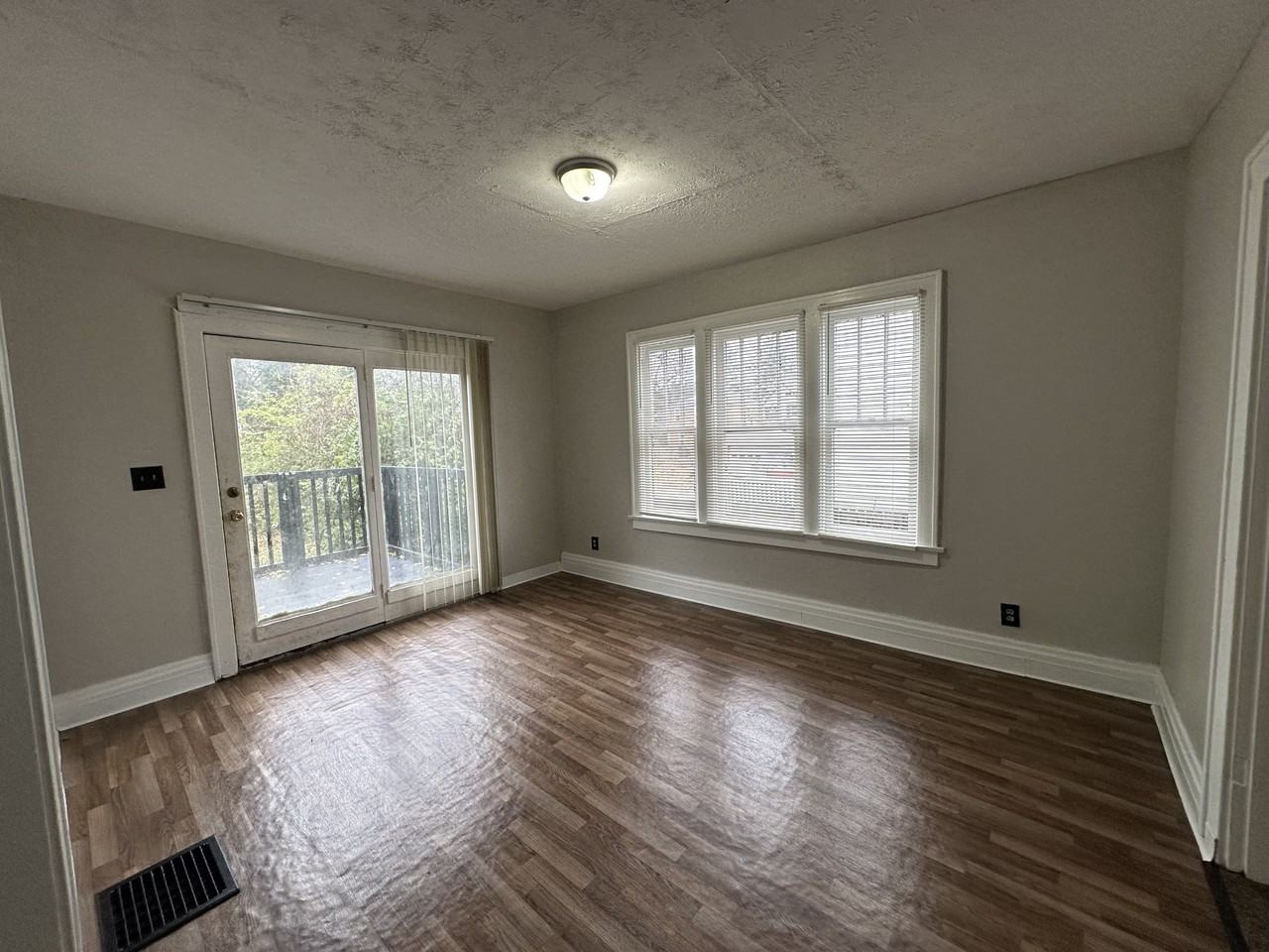 707 Northview Ave - Photo 7 of 19