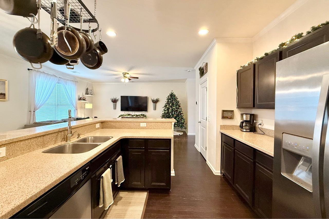 416 Gianna Lane - Photo 7 of 19