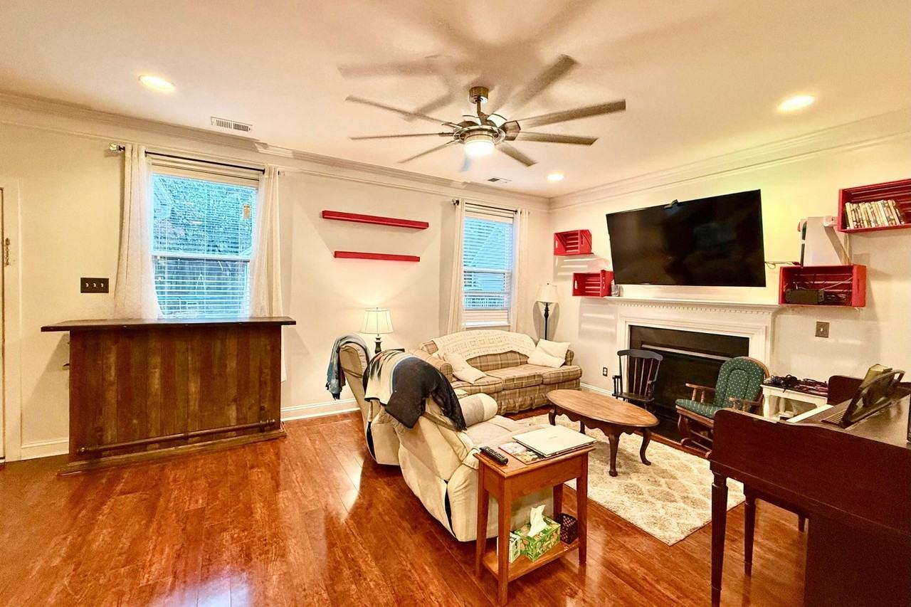 1623 Seabago Drive - Photo 4 of 11