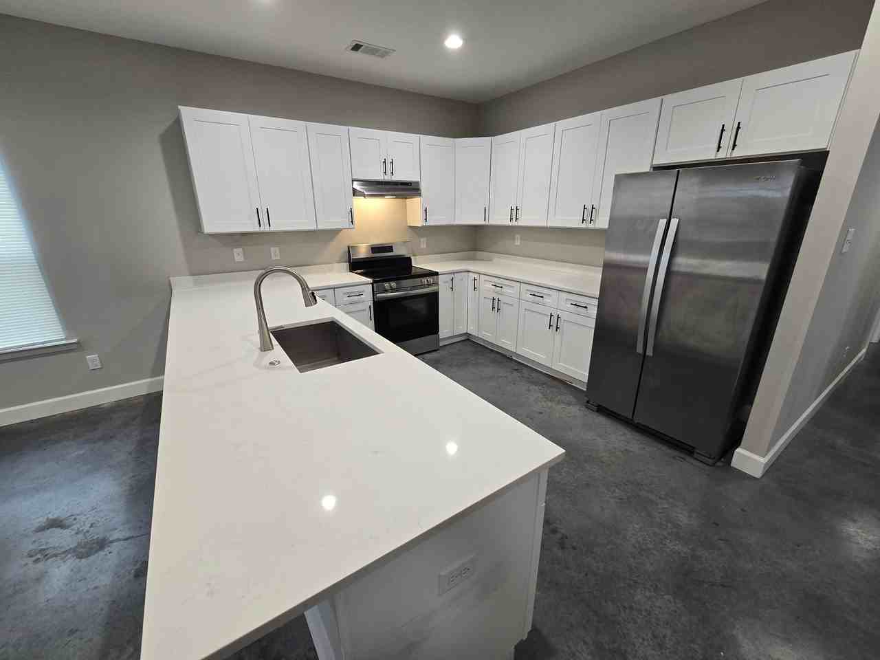 1621 Wilson Road - Photo 3 of 19