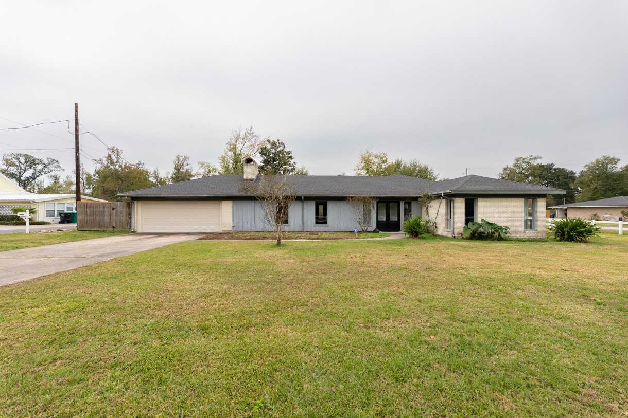 2401 West Prien Lake Road