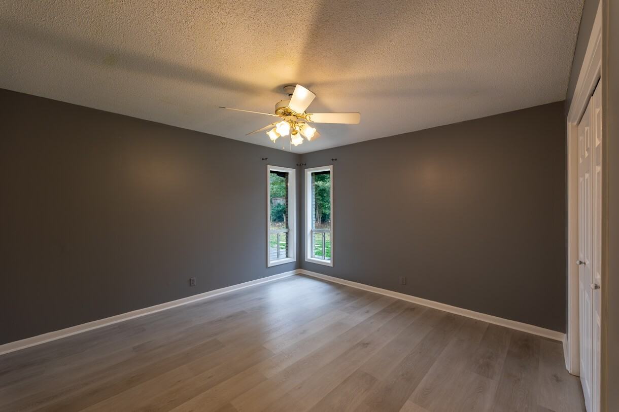 2401 W Prien Lake Rd - Photo 4 of 19