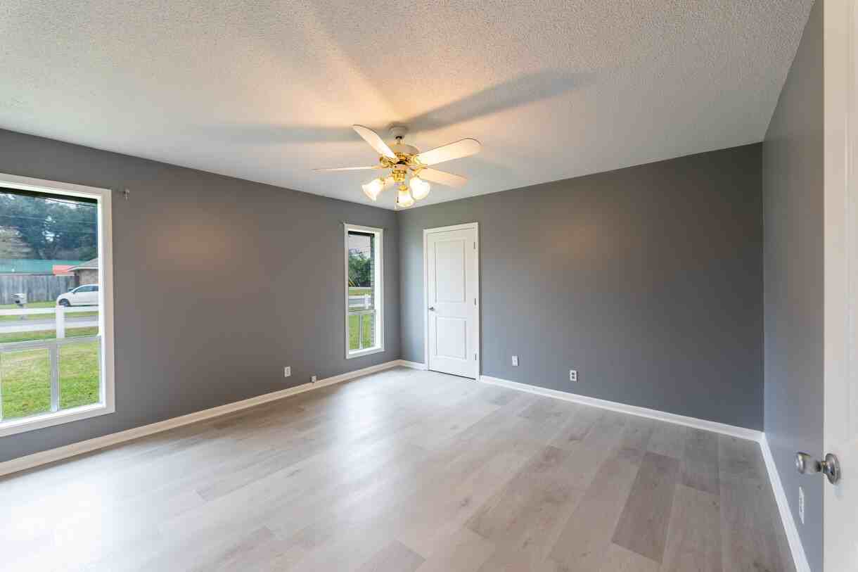 2401 W Prien Lake Rd - Photo 6 of 19