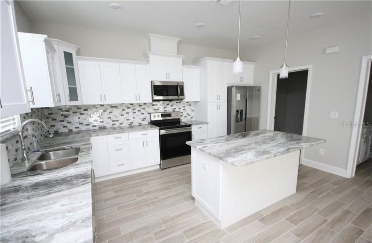 4029 Forecast Dr - Photo 7 of 16