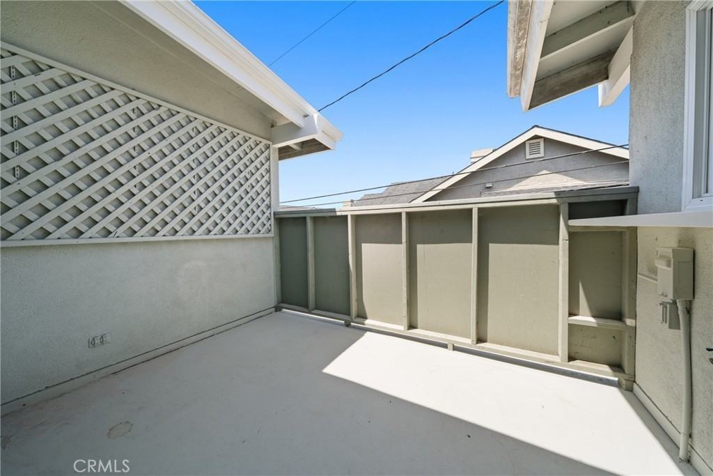 503 Saint Andrews Rd - Photo 4 of 9