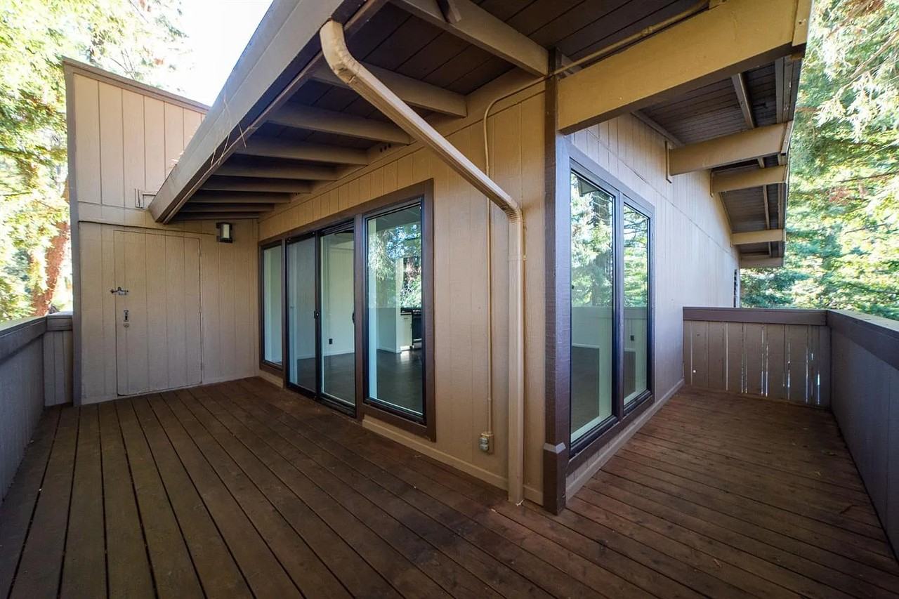 2458 Larkspur Ln - Photo 5 of 7