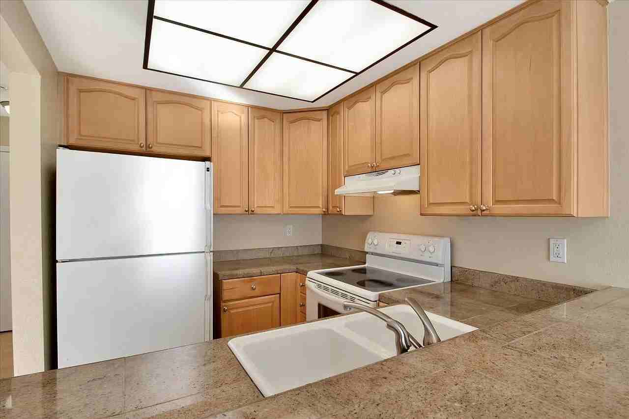 708 Cassaday Ct - Photo 2 of 10